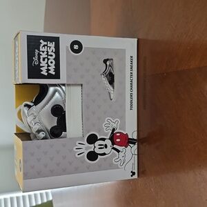 Disney Character Mickey Mouse Sneakers toddlers size 8